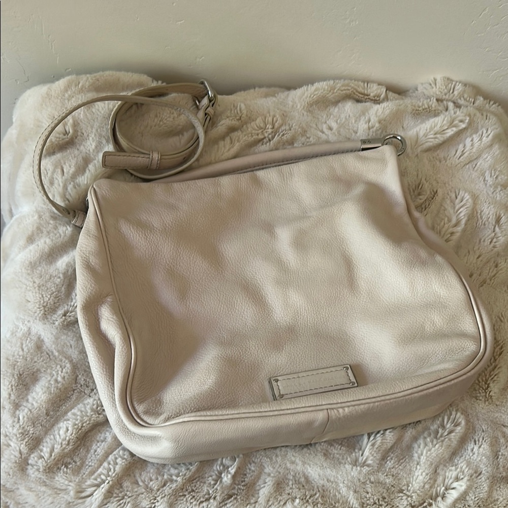 Marc Jacobs Cream  Shoulder Bag. NWOT